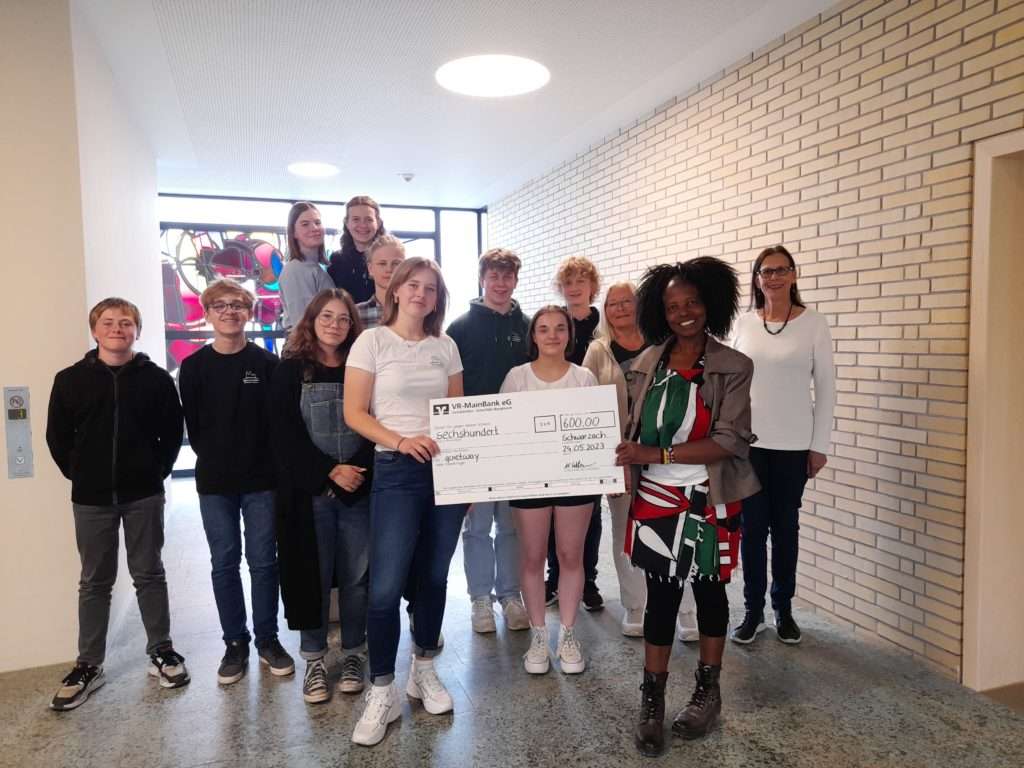 Spendenaktion Martinseuro aus dem Egbert Gymnasium Münsterschwarzach
